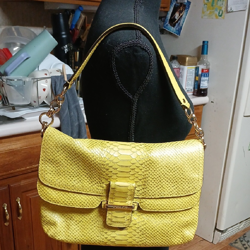Coach Yellow  Shoulder Bag